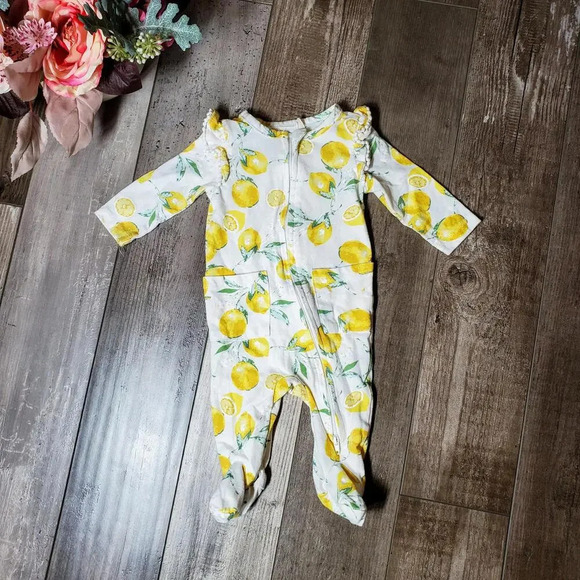 Jessica Simpson Baby Girl Lemon Footed Sleeper Pajamas Size 0/3M - Picture 1 of 8